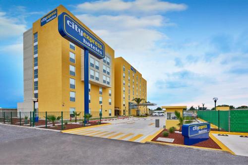 luxury hotels in Celaya