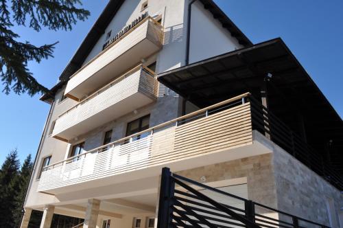 luxury hotels in Deva