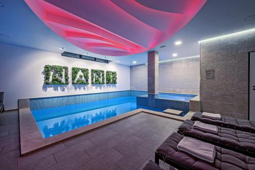 luxury hotels in Bol