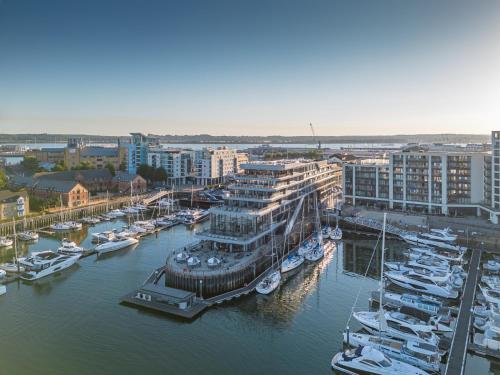 luxury hotels in Southampton