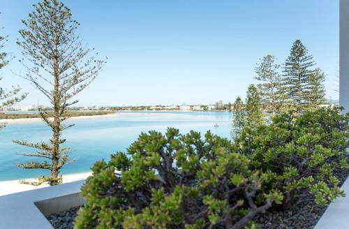 luxury hotels in Sunshine Coast