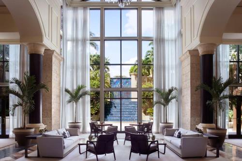 luxury hotels in Miami