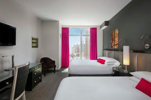luxury hotels in Murray Hill