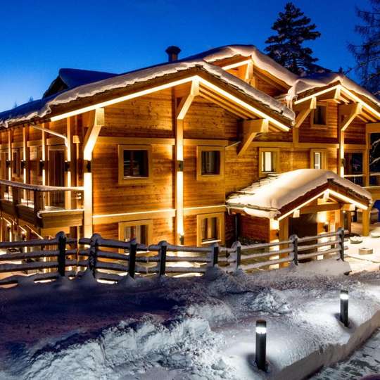 luxury hotels in Gstaad
