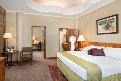 luxury hotels in Ruta Del Sol