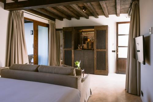 luxury hotels in Ibiza Town