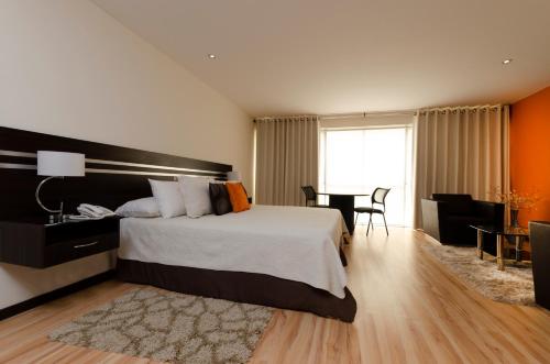 luxury hotels in La Paz Region