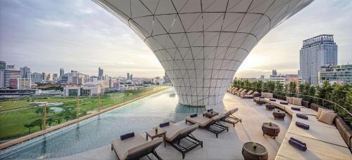 luxury hotels in Central Thailand