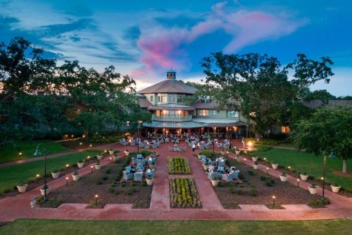 luxury hotels in Mobile