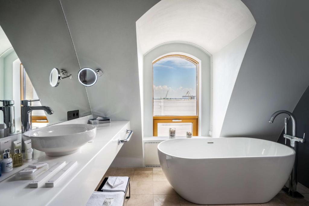 luxury hotels in Rostov On Don