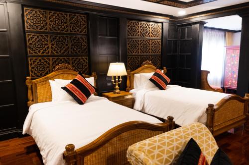 luxury hotels in Hang Dong