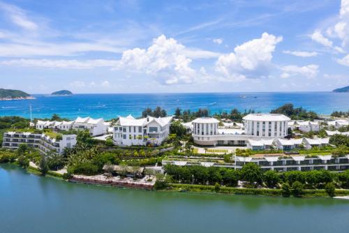 luxury hotels in Hainan
