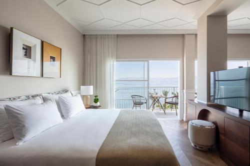 luxury hotels in North District Israel