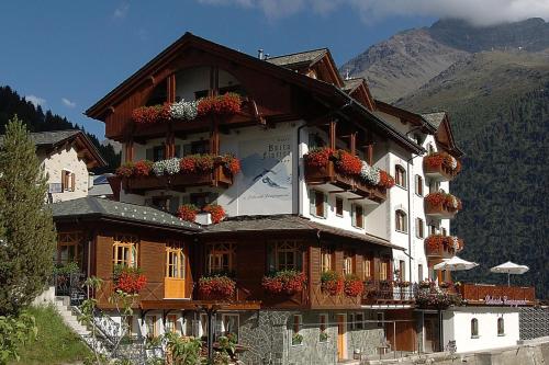 luxury hotels in Stelvio National Park