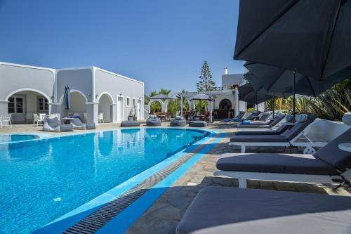luxury hotels in Pyrgos