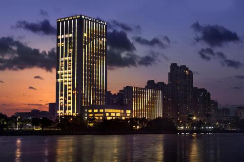 luxury hotels in Zhuhai