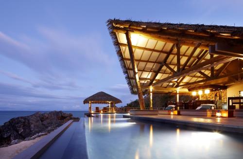 luxury hotels in Fiji Outer Islands