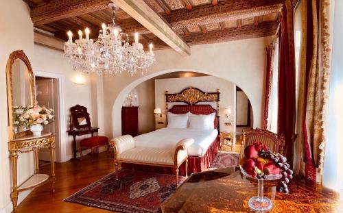 luxury hotels in Prague Region