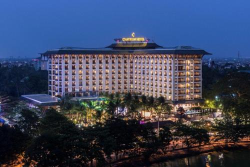 luxury hotels in Yangon
