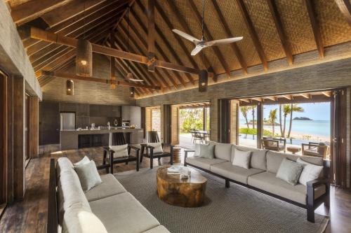 luxury hotels in Fiji Outer Islands