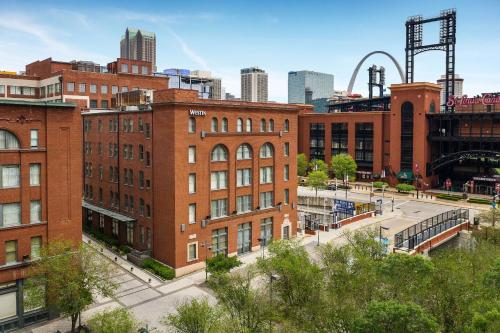 luxury hotels in Saint Louis
