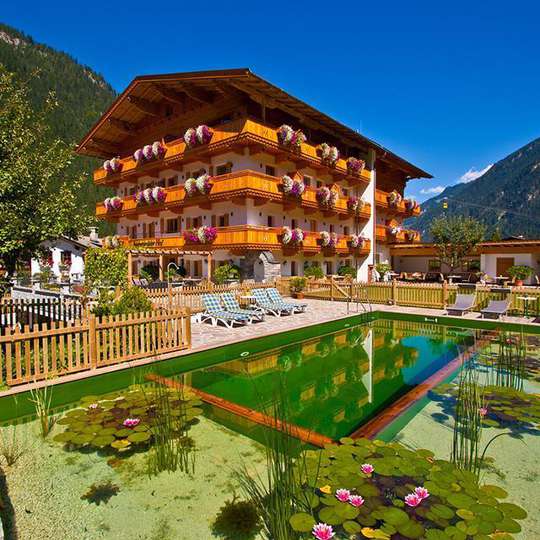 luxury hotels in Mayrhofen-Hippach