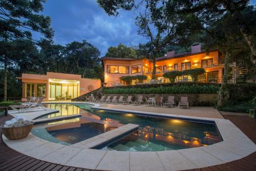 luxury hotels in Monte Verde