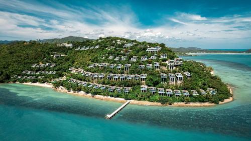 luxury hotels in Taling Ngam Beach