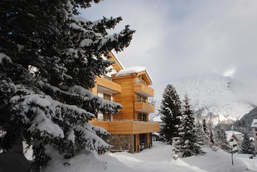 luxury hotels in Saas-Fee