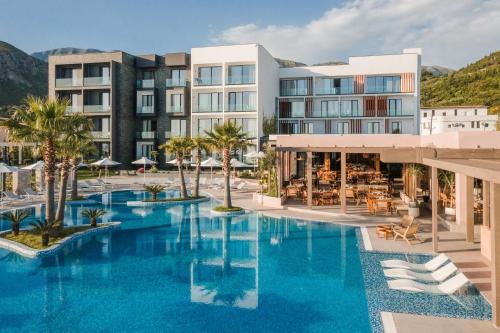 luxury hotels in Vlorë County