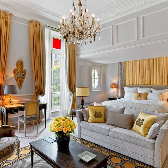 luxury hotels in Greater Paris