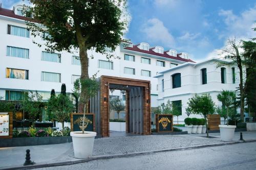 luxury hotels in Istanbul Surroundings