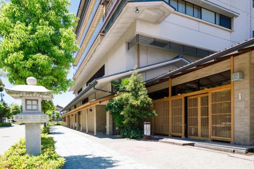 luxury hotels in Hokuriku