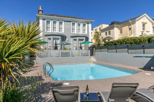 luxury hotels in Torquay