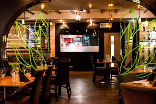 luxury hotels in South Wales