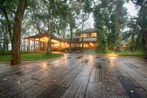 luxury hotels in Thekkady