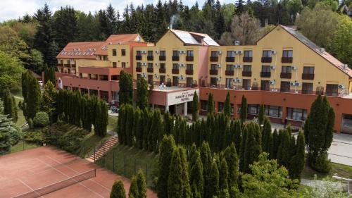 luxury hotels in Central Hungary