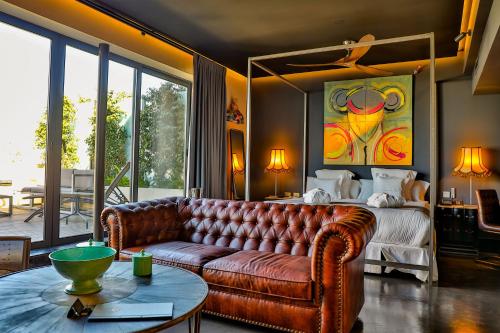 luxury hotels in Silver Route