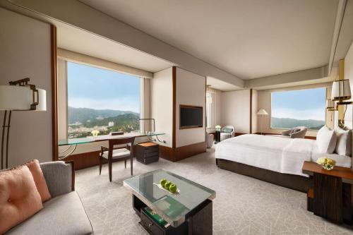 luxury hotels in Taipei