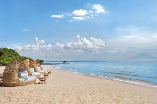 luxury hotels in Nusa Dua Peninsula