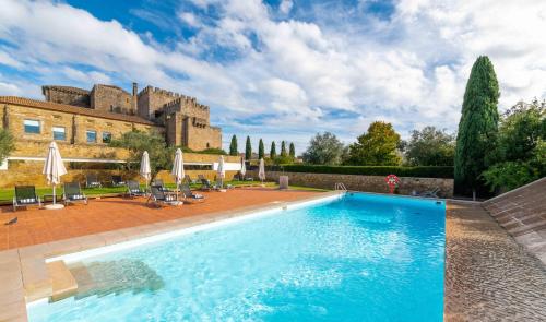 luxury hotels in Evora District