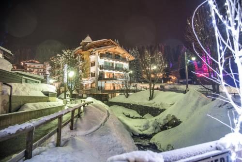 luxury hotels in Tonale