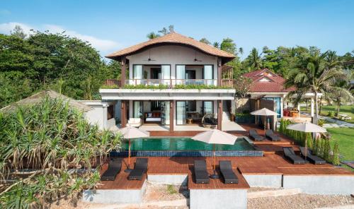 luxury hotels in Cha Am