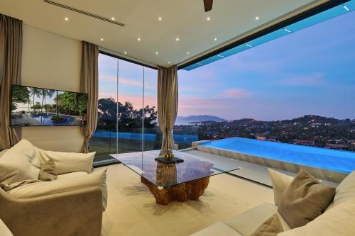 luxury hotels in Choeng Mon Beach