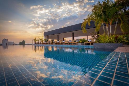 luxury hotels in Vientiane