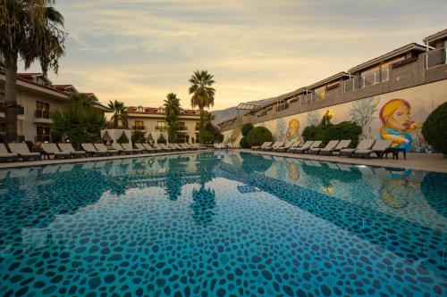 luxury hotels in Oludeniz