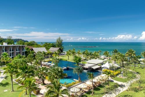 luxury hotels in Khao Lak