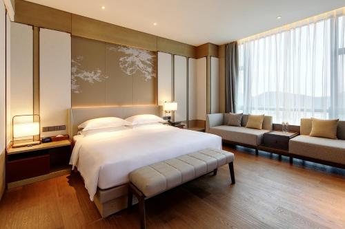 luxury hotels in Dongguan