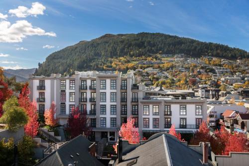 luxury hotels in Cardrona Alpine Resort