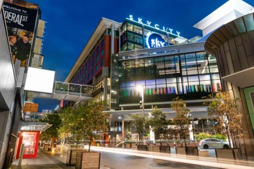 luxury hotels in Auckland